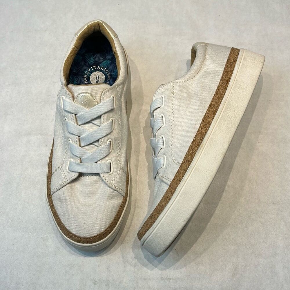 Spenco Women’s Hermosa Cream Slip On Canvas Tennis Shoes Sz 9.5 Lace Up